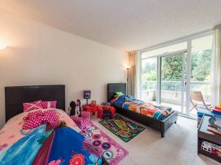 Photo 8: 302 6070 MCMURRAY Avenue in Burnaby: Forest Glen BS Condo for sale in "LA MIRAGE" (Burnaby South)  : MLS®# R2109764