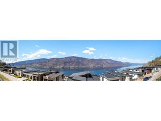 Photo 2: 570 Clifton Court in Kelowna: House for sale : MLS®# 10306027