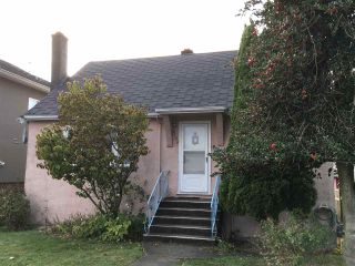 Photo 1: 5755 CLARENDON Street in Vancouver: Killarney VE House for sale (Vancouver East)  : MLS®# R2228966