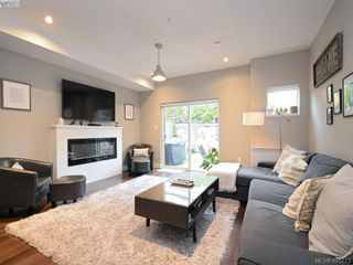 Photo 2: 115 300 Phelps Ave in VICTORIA: La Thetis Heights Row/Townhouse for sale (Langford)  : MLS®# 800789