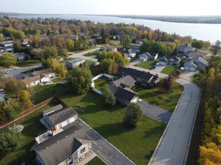 Photo 6: 35 Kara Court: Lac Du Bonnet Residential for sale (R28)  : MLS®# 202330656