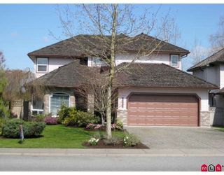 Photo 1: 20749 93RD Avenue in Langley: Walnut Grove House for sale in "GREENWOOD ESTATE" : MLS®# F2907928