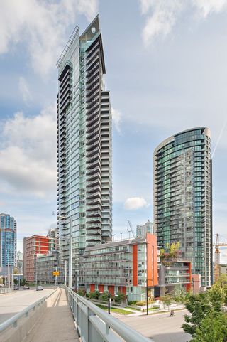 Photo 1: 4105 1372 SEYMOUR Street in Vancouver: Downtown VW Condo for sale in "THE MARK" (Vancouver West)  : MLS®# R2072885