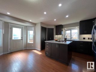 Photo 8: 9127 180A Avenue in Edmonton: Zone 28 House for sale : MLS®# E4386802