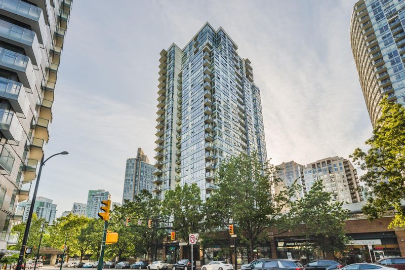 FEATURED LISTING: 703 - 939 EXPO Boulevard Vancouver