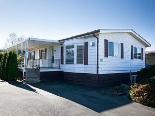 Photo 1: # 205 3665 244 ST in Langley: Otter District Manufactured Home for sale in "Langley Grove" : MLS®# F1323589
