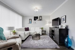 Photo 6: 2117 + 2119 4 AV NW in Calgary: West Hillhurst House for sale : MLS®# C4238056