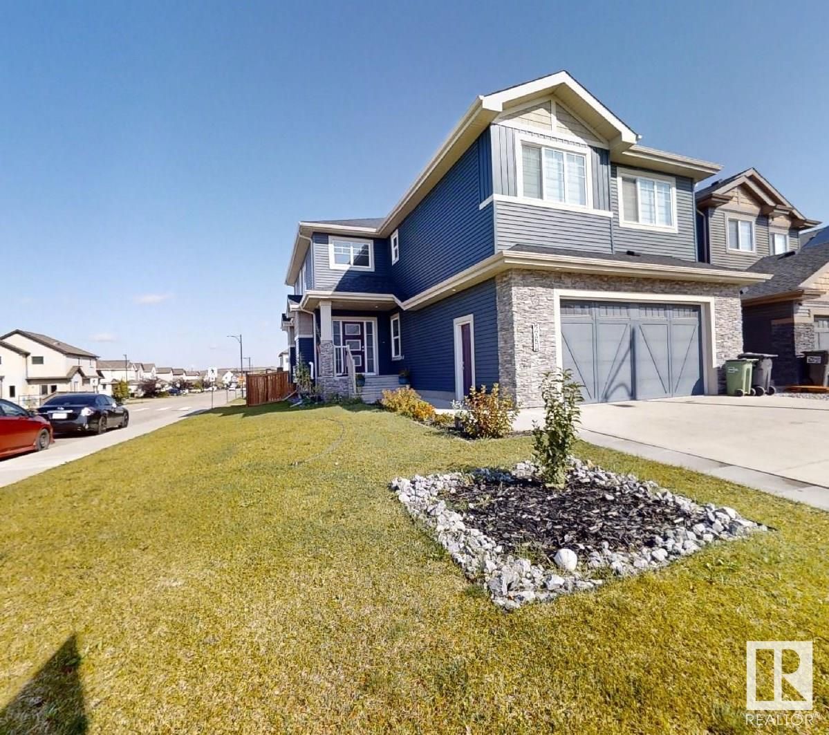 Main Photo: 6028 19 Avenue in Edmonton: Zone 53 House for sale : MLS®# E4357747