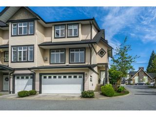 Photo 1: 1 19932 70 Avenue in Langley: Willoughby Heights Townhouse for sale in "SUMMERWOOD" : MLS®# R2162359