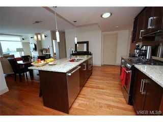 Photo 14: N701 737 Humboldt Street in : Vi Downtown Condo for sale (Victoria)  : MLS®# 272227