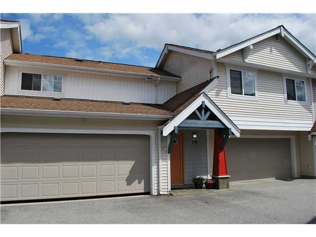 Main Photo: # 19 1821 WILLOW CR in Squamish: Garibaldi Estates Condo for sale : MLS®# V1106717