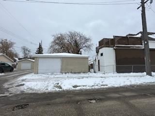 Photo 4: 1521 Logan Avenue in Winnipeg: Industrial / Commercial / Investment for sale (5D)  : MLS®# 202329741