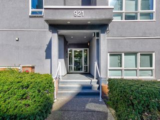 Photo 3: 307 921 THURLOW Street in Vancouver: West End VW Condo for sale in "KRISTOFF PLACE" (Vancouver West)  : MLS®# R2877257