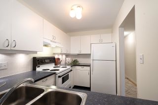 Photo 13: 203 935 W 15TH Avenue in Vancouver: Fairview VW Condo for sale (Vancouver West)  : MLS®# R2703034
