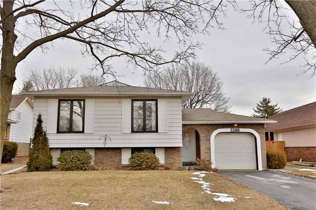 Main Photo: 2386 Wyandotte Drive in Oakville: Bronte West House (Bungalow-Raised) for sale : MLS®# W3704029