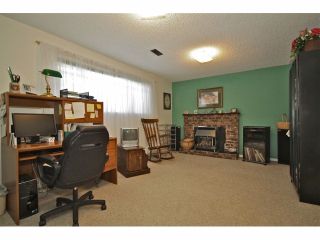 Photo 8: 8841 ROSLIN PL in Surrey: Bear Creek Green Timbers House for sale : MLS®# F1311750