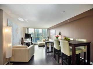 Photo 3: 203 1318 HOMER Street in Vancouver: Downtown VW Condo for sale in "GOVERNOR'S VILLA" (Vancouver West)  : MLS®# V817450