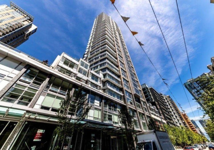 FEATURED LISTING: 1902 - 1283 HOWE Street Vancouver