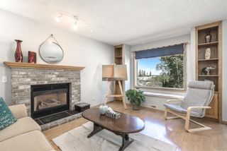 Photo 8: 12 Somerset Drive SW in Calgary: Somerset Detached for sale : MLS®# A1227801