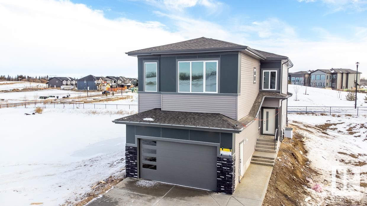 Main Photo: 1375 Siskin Wynd NW in Edmonton: Zone 59 House for sale : MLS®# E4325372