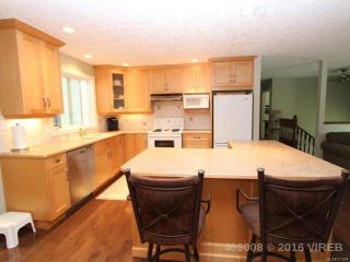 Photo 6: 1470 Dogwood Ave in COMOX: CV Comox (Town of) House for sale (Comox Valley)  : MLS®# 731808