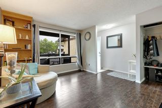 Photo 13: 12 Ranchlands Place NW in Calgary: Ranchlands Row/Townhouse for sale : MLS®# A2054640