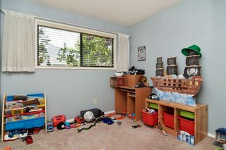 Photo 11: 32952 HIGHLAND Avenue in Abbotsford: Central Abbotsford House for sale : MLS®# R2266170