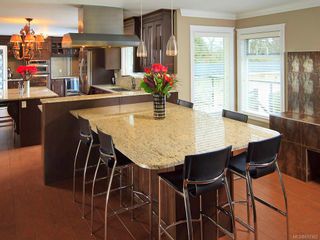 Photo 7: 3175 Ripon Rd in Oak Bay: OB Uplands House for sale : MLS®# 692362