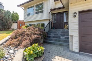 Photo 5: 21258 92A Avenue in Langley: Walnut Grove House for sale : MLS®# R2796097
