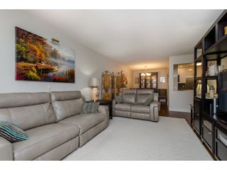 Photo 5: 210 2425 CHURCH Street in Abbotsford: Abbotsford West Condo for sale in "Parkview Place" : MLS®# R2149425