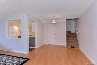 Photo 4: 8 954 Queens Ave in VICTORIA: Vi Central Park Row/Townhouse for sale (Victoria)  : MLS®# 780769