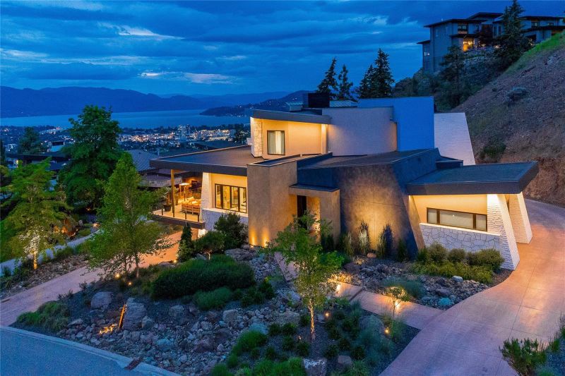 FEATURED LISTING: 732 Highpointe Place Kelowna