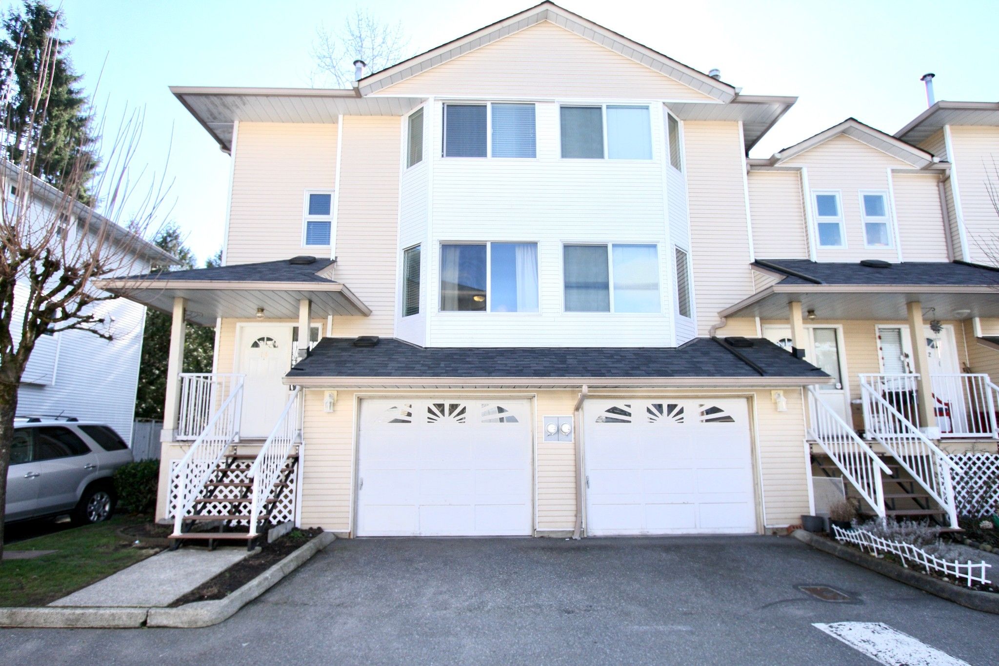 Main Photo: 14 3087 Immel Street in Abbotsford: Abbotsford East Townhouse for sale : MLS®# R2662284