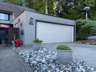 Photo 1: 3795 NICO WYND DRIVE in Surrey: Elgin Chantrell Townhouse for sale (South Surrey White Rock)  : MLS®# R2612611