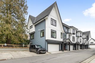 Photo 1: 28 6897 201 Street in Langley: Willoughby Heights Townhouse for sale : MLS®# R2749568