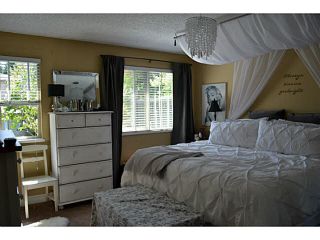 Photo 11: 1754 LILAC Drive in Surrey: King George Corridor Townhouse for sale (South Surrey White Rock)  : MLS®# F1439849