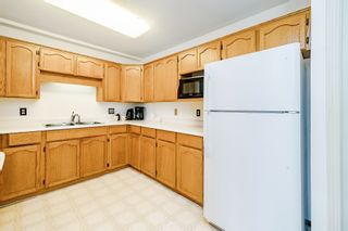 Photo 10: 312 5710 201 Street in Langley: Langley City Condo for sale in "WHITE OAKS" : MLS®# R2387162