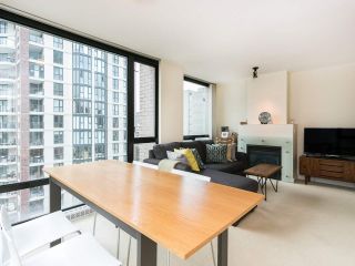 Photo 6: 1004 1003 BURNABY Street in Vancouver: West End VW Condo for sale in "The Milano" (Vancouver West)  : MLS®# R2252657