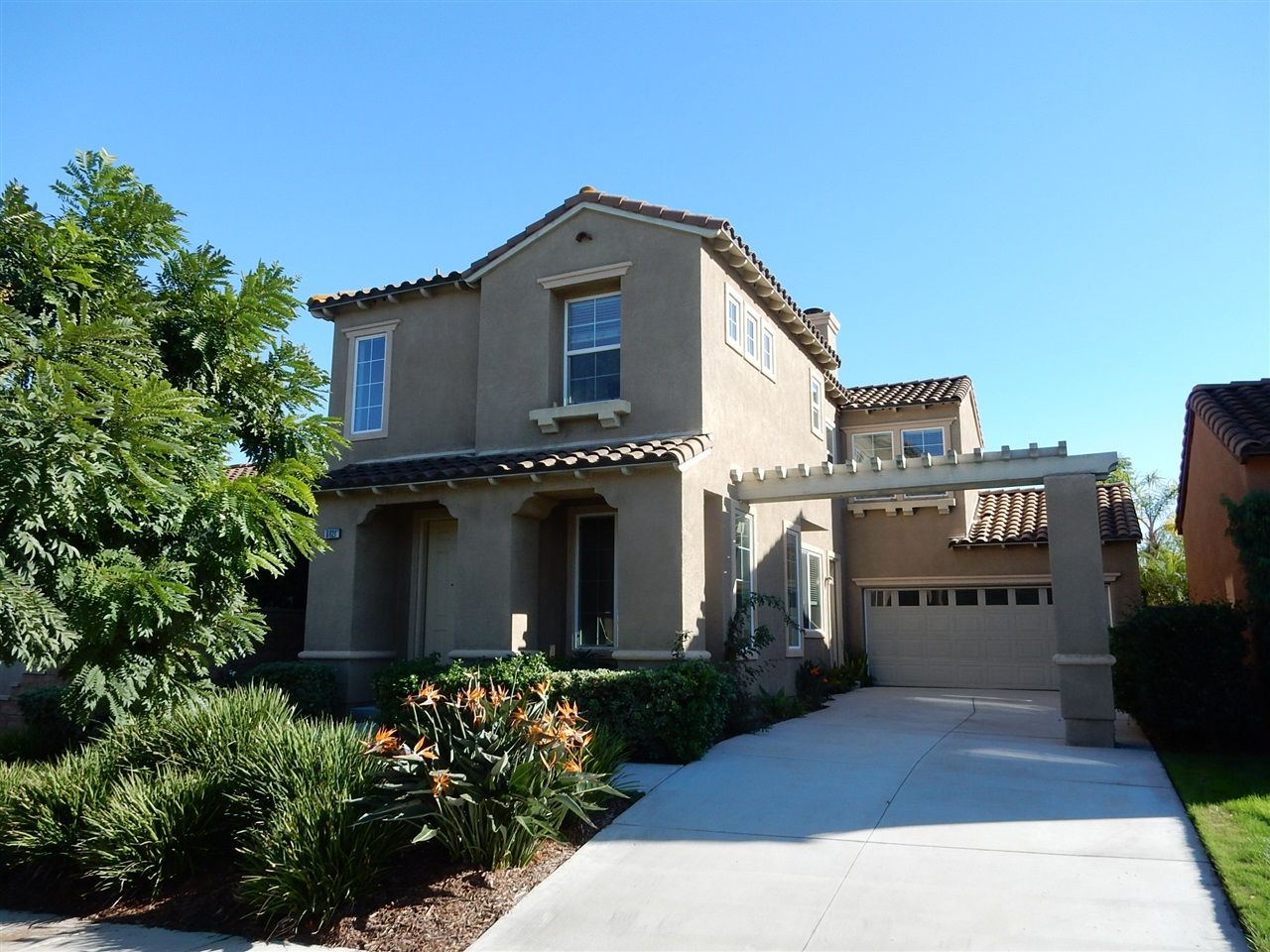 Main Photo: CARMEL VALLEY House for rent : 3 bedrooms : 6621 Rancho Del Acacia in San Diego