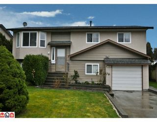 Photo 1: 17085 61A Avenue in Surrey: Cloverdale BC House for sale (Cloverdale)  : MLS®# F1004959