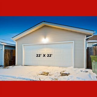 Photo 3: 10 BRIDLEGLEN RD SW in Calgary: Bridlewood House for sale : MLS®# C4291535