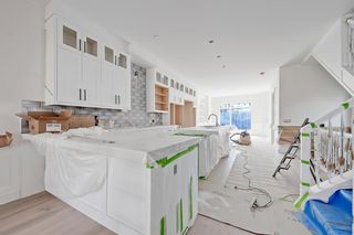 Photo 10: 1256 Rosehill Drive NW in Calgary: Rosemont Detached for sale : MLS®# A1165493