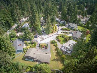 Photo 2: 3747 RIVIERE PLACE in North Vancouver: Edgemont House for sale : MLS®# R2089697