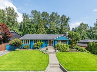 Photo 1: 3262 FAIRMONT ROAD in North Vancouver: Edgemont House for sale : MLS®# R2465183