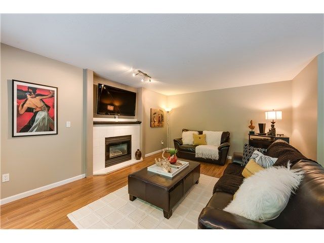 Photo 4: Photos: 2605 SANDSTONE Court in Coquitlam: Westwood Plateau House for sale in "WESTWOOD PLATEAU" : MLS®# V1135715