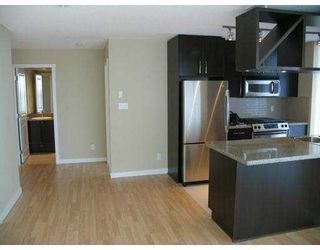 Photo 2: 5028 KWANTLEN Street in Richmond: Brighouse Condo for sale in "SEASONS" : MLS®# V615341