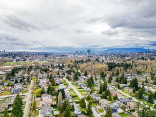 Photo 30: 7691 GOVERNMENT Road in Burnaby: Government Road House for sale in "GOVERNMENT ROAD AREA" (Burnaby North)  : MLS®# R2770829