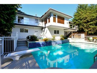 Photo 15: 549 E BRAEMAR Road in North Vancouver: Braemar House for sale : MLS®# V1085230