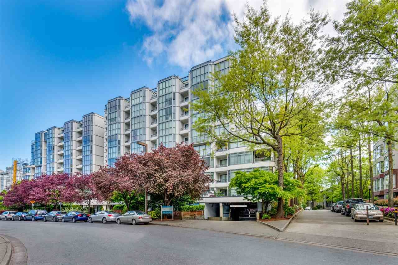 Main Photo: 304 456 MOBERLY ROAD in Vancouver: False Creek Condo for sale (Vancouver West)  : MLS®# R2527647