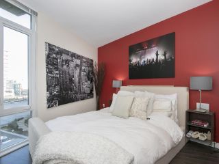 Photo 11: 610 88 W 1ST Avenue in Vancouver: False Creek Condo for sale in "The One" (Vancouver West)  : MLS®# R2154271